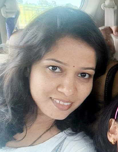 Mrs. Niraja & Mahesh Khedkar